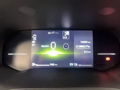 Photo 40 Renault Captur  E-Tech full hybrid 160 ch