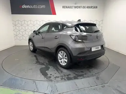 Photo 9 Renault Captur  E-Tech full hybrid 160 ch