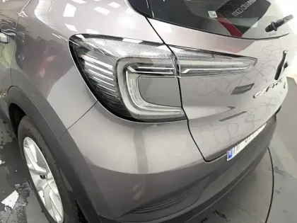 Photo 26 Renault Captur  E-Tech full hybrid 160 ch