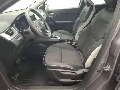 Photo 63 Renault Captur  mild hybrid 160 EDC