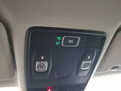 Photo 76 Renault Captur  mild hybrid 160 EDC