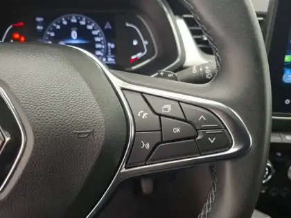 Photo 68 Renault Captur  mild hybrid 160 EDC
