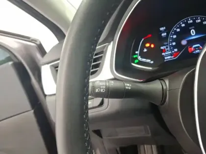 Photo 65 Renault Captur  mild hybrid 160 EDC