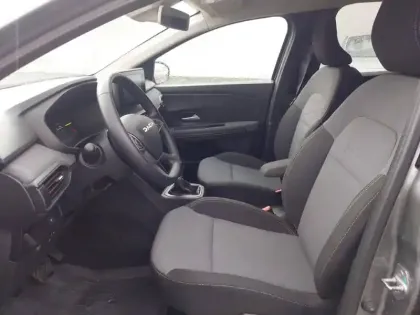 Photo 8 Dacia Jogger  Hybrid 140 7 places GSR2