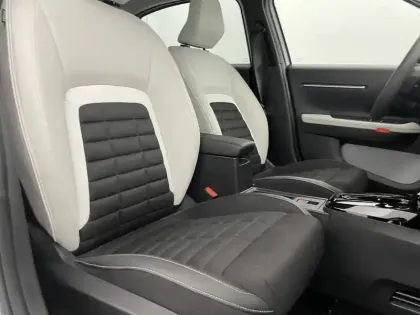 Photo 26 Citroën C3 Aircross  Hybride 145 ch Aut