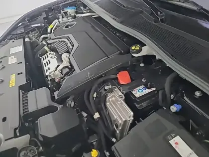 Photo 38 Peugeot 308  Hybrid 145 e-DCS6