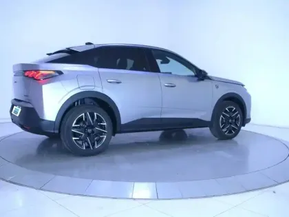 Photo 30 Peugeot 3008  Hybrid 145 e-DCS6