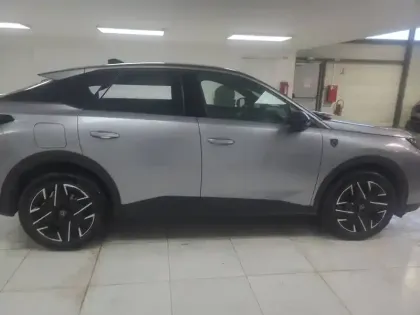 Photo 6 Peugeot 3008  Hybrid 145 e-DCS6