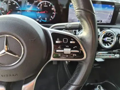 Photo 15 Mercedes CLA  Coupé 180 7G-DCT