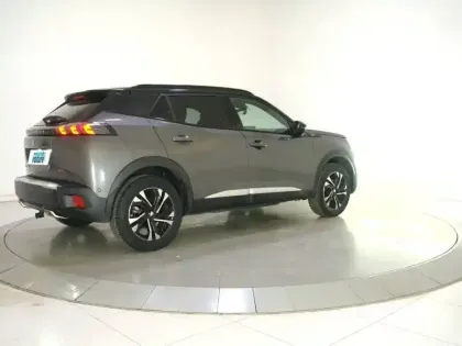 Photo 27 Peugeot 2008  PureTech 130 S&S EAT8