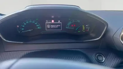 Photo 14 Peugeot 208  Electrique 50 kWh 136ch