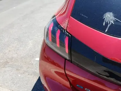 Photo 16 Peugeot 208  Electrique 50 kWh 136ch
