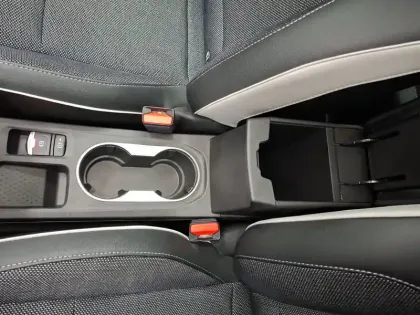 Photo 34 Renault Captur  TCe 130 EDC FAP