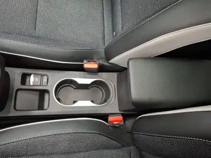 Photo 33 Renault Captur  TCe 130 EDC FAP