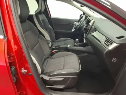 Photo 23 Renault Captur  TCe 130 EDC FAP