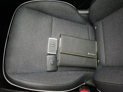 Photo 40 Renault Captur  TCe 130 EDC FAP