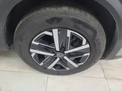 Photo 8 Peugeot 2008  Hybrid 145 e-DCS6