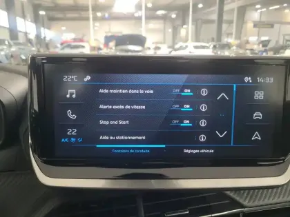 Photo 18 Peugeot 2008  Hybrid 145 e-DCS6