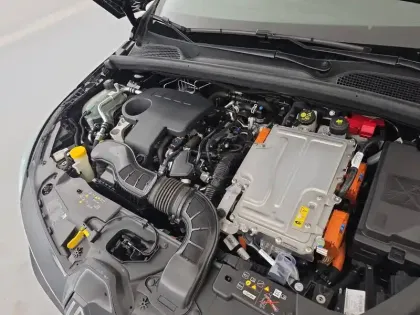Photo 25 Renault Clio  E-Tech full hybrid 145 ch GSR2