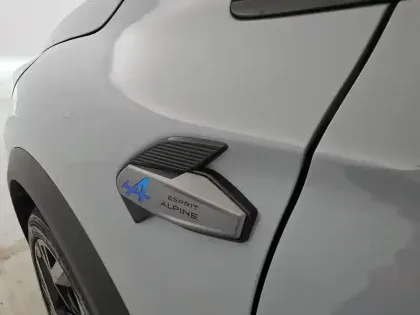 Photo 32 Renault Captur  E-Tech full hybrid 145 ch