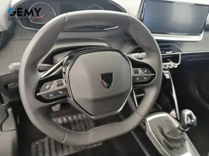 Photo 12 Peugeot 2008  PureTech 100 S&S BVM6