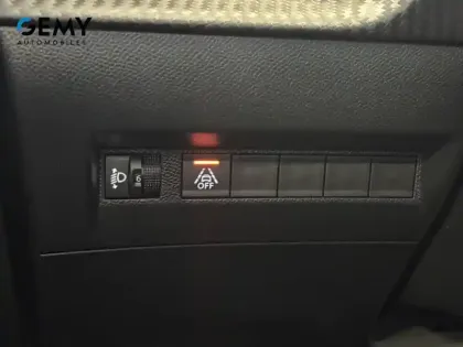 Photo 17 Peugeot 208  Electrique 50 kWh 136ch