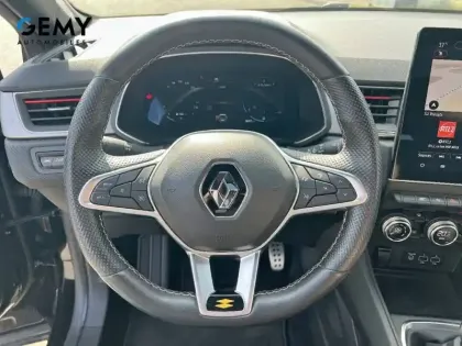 Photo 15 Renault Captur  mild hybrid 140