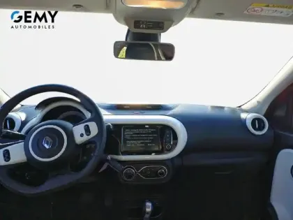 Photo 7 Renault Twingo  III E-Tech