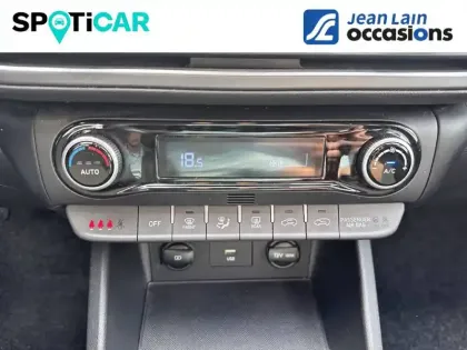 Photo 13 Hyundai Kona  1.0 T-GDi 120 Hybrid 48V