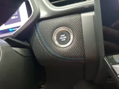 Photo 36 Renault Captur  E-Tech full hybrid 160 ch