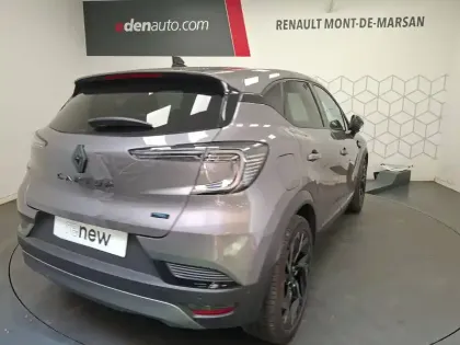 Photo 9 Renault Captur  E-Tech full hybrid 160 ch