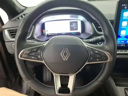 Photo 31 Renault Captur  E-Tech full hybrid 160 ch