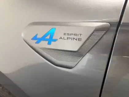 Photo 8 Renault Clio  E-Tech full hybrid 145 ch GSR2