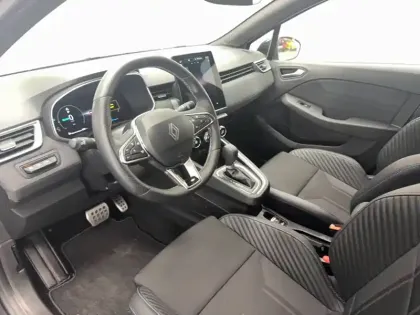 Photo 22 Renault Clio  E-Tech full hybrid 145 ch GSR2