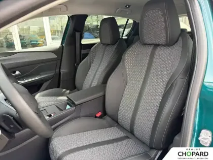 Photo 8 Peugeot 308  Hybrid 145 e-DCS6