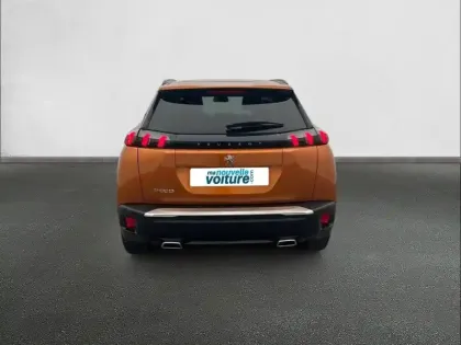 Photo 27 Peugeot 2008  PureTech 130 S&S BVM6