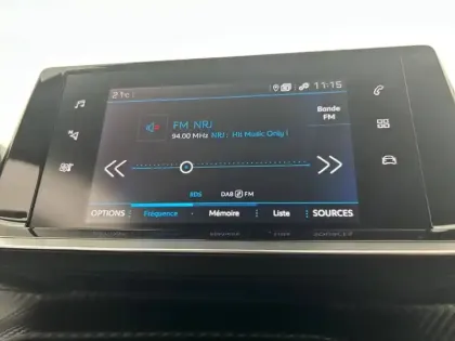 Photo 44 Peugeot 2008  PureTech 130 S&S BVM6