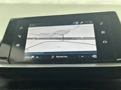 Photo 45 Peugeot 2008  PureTech 130 S&S BVM6