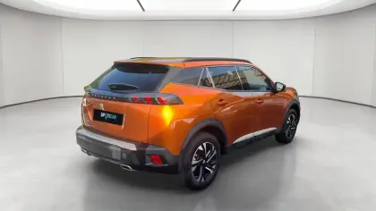 Photo 6 Peugeot 2008  PureTech 130 S&S BVM6