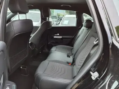 Photo 9 Mercedes Classe B  180 7G-DCT