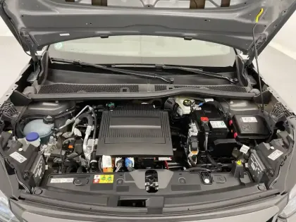 Photo 20 Peugeot 2008  Electrique 54 kWh 156 ch