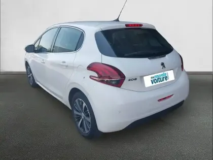 Photo 6 Peugeot 208  1.2 PureTech 110ch S&S EAT6