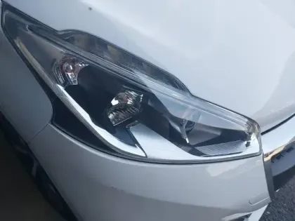 Photo 15 Peugeot 208  1.2 PureTech 110ch S&S EAT6