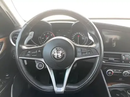 Photo 19 Alfa Romeo Giulia  2.2 180 ch AT8 Q4