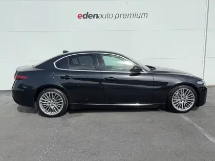 Photo 8 Alfa Romeo Giulia  2.2 180 ch AT8 Q4