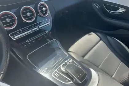 Photo 21 Mercedes Classe C  200 d 9G-Tronic Plus