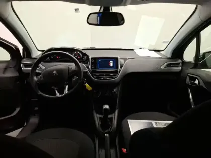 Photo 10 Peugeot 208  PureTech 82ch S&S BVM5