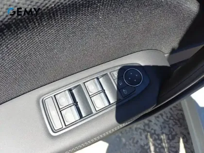 Photo 11 Renault Symbioz  E-Tech full hybrid 145
