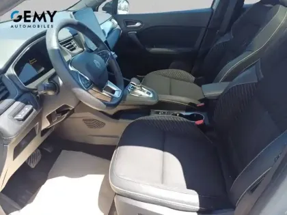 Photo 8 Renault Symbioz  E-Tech full hybrid 145