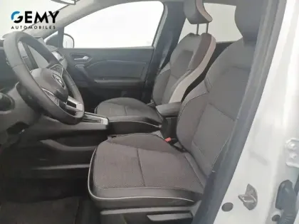Photo 28 Renault Captur  E-Tech full hybrid 145